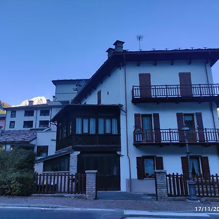 住宿尤尼沃索酒店 公寓式酒店 普雷圣迪迪埃